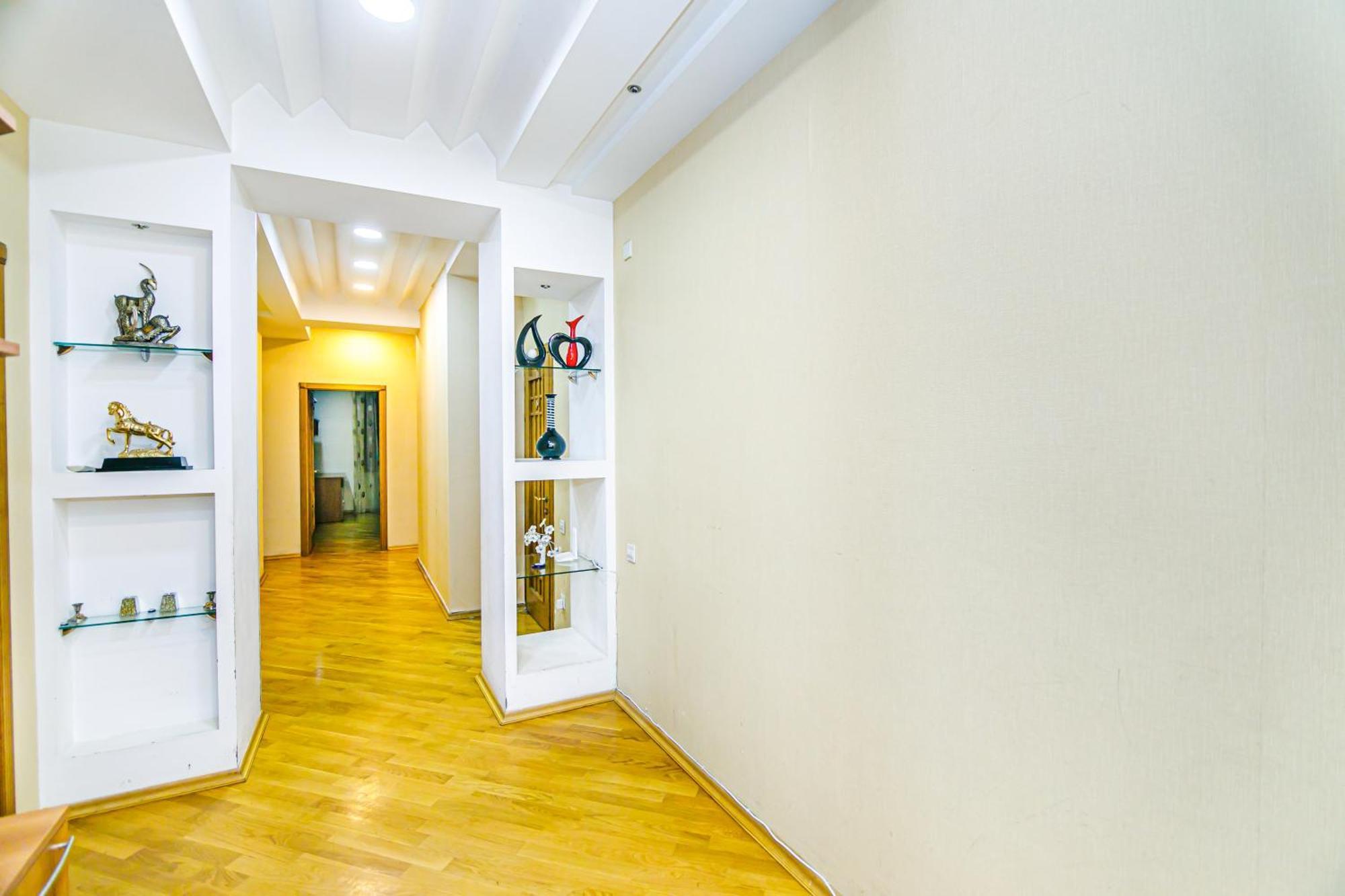 Nizami Apartment By Baku Housing מראה חיצוני תמונה