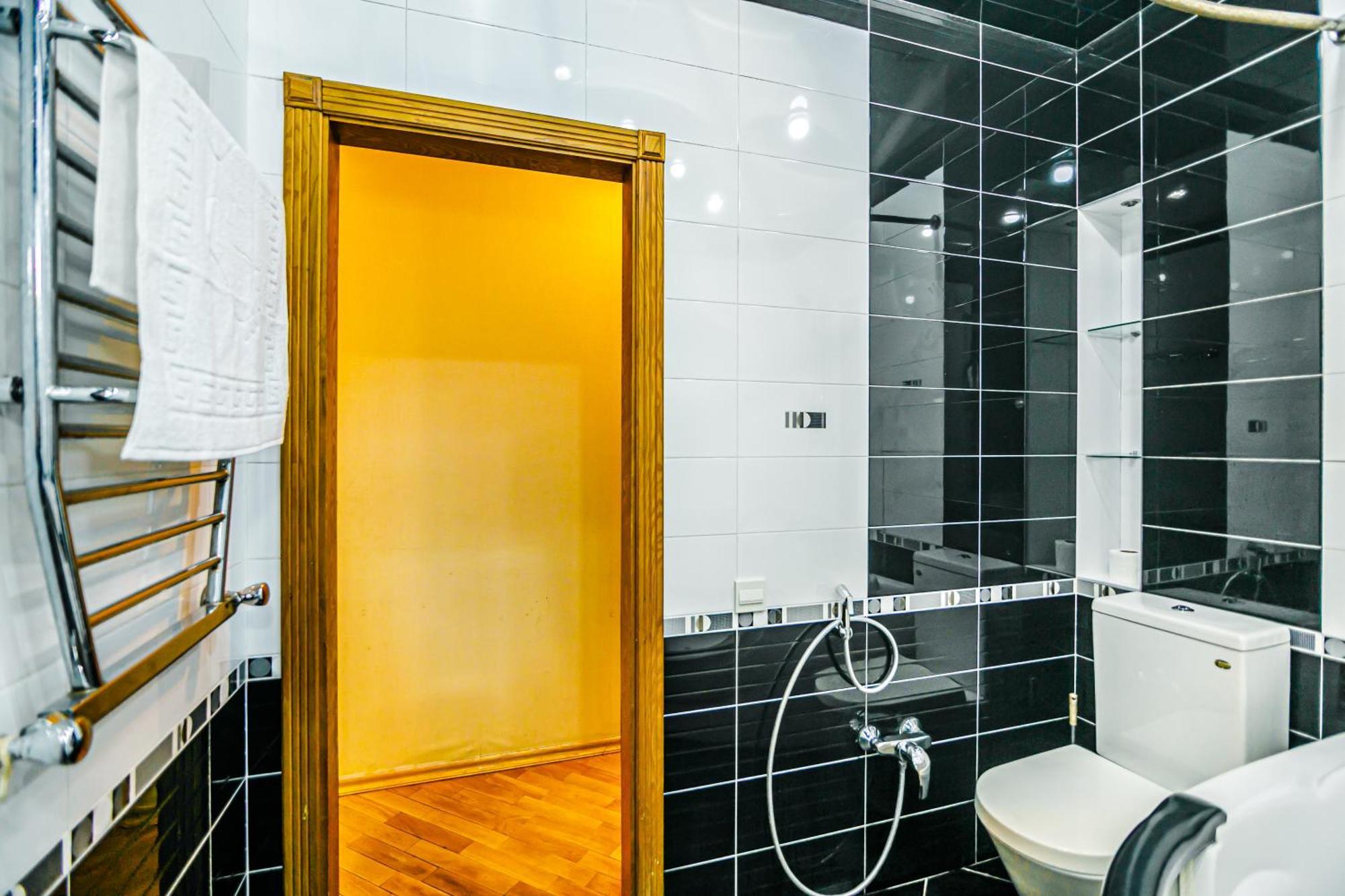 Nizami Apartment By Baku Housing מראה חיצוני תמונה