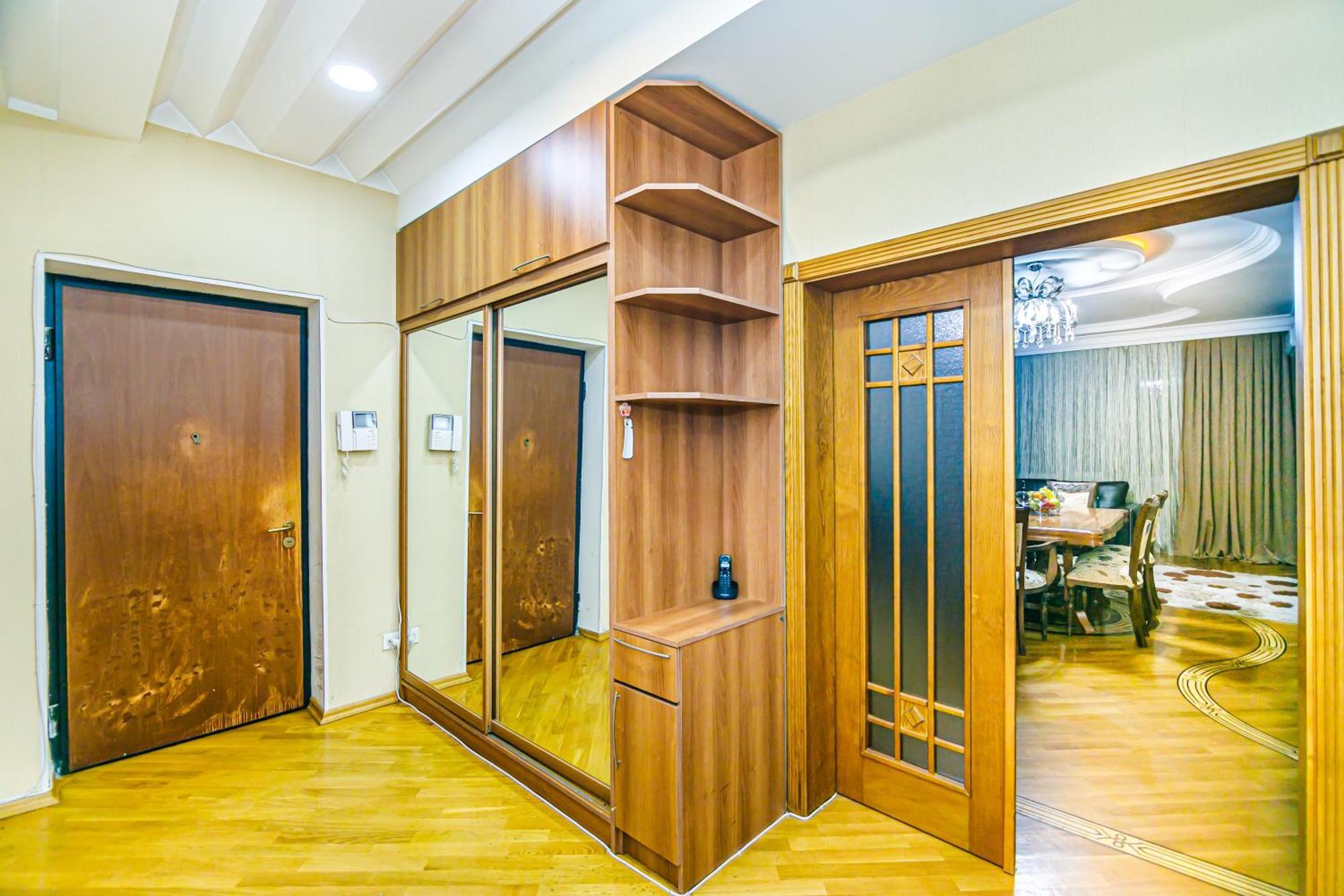 Nizami Apartment By Baku Housing מראה חיצוני תמונה