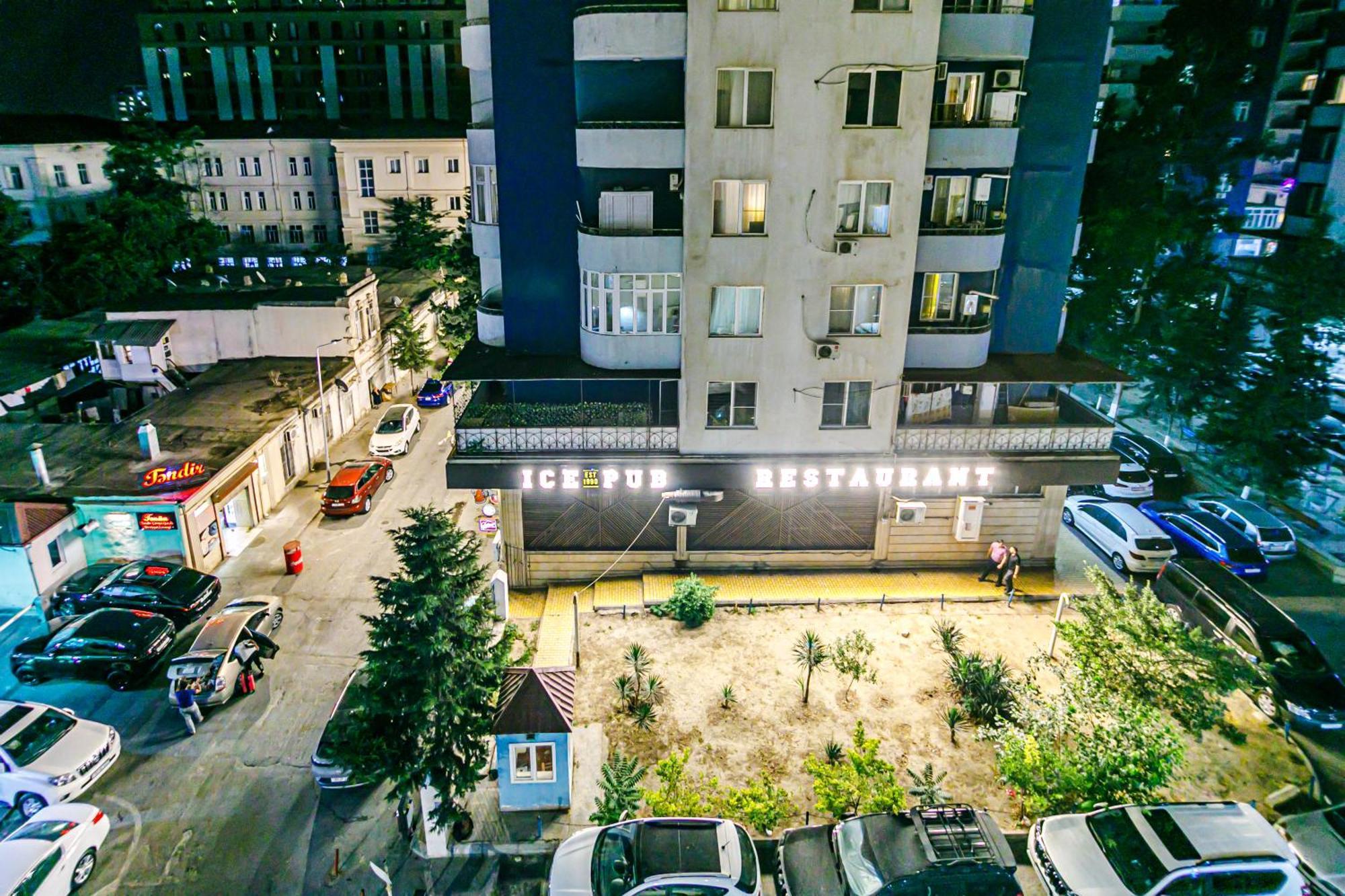 Nizami Apartment By Baku Housing מראה חיצוני תמונה