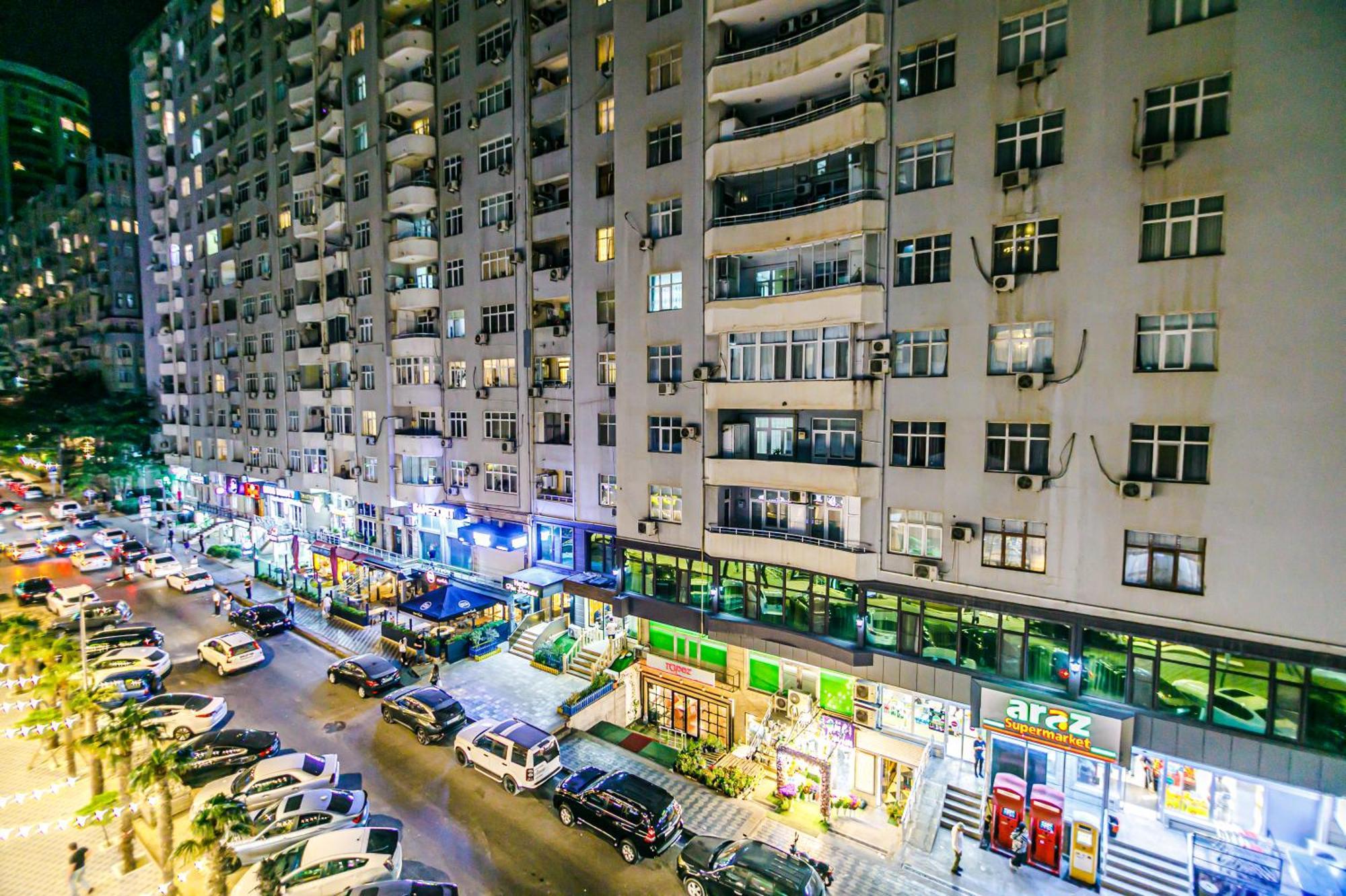 Nizami Apartment By Baku Housing מראה חיצוני תמונה