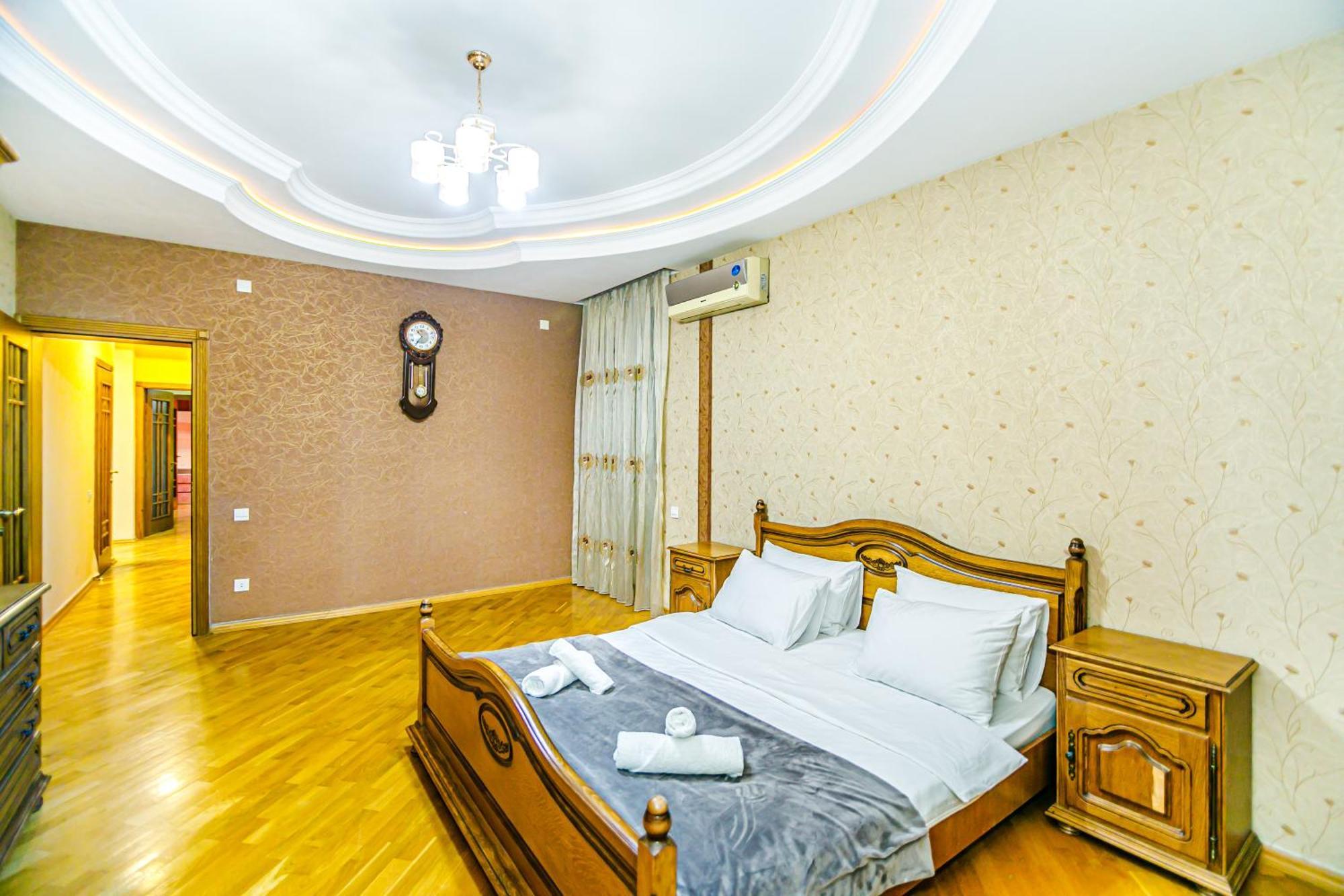 Nizami Apartment By Baku Housing מראה חיצוני תמונה